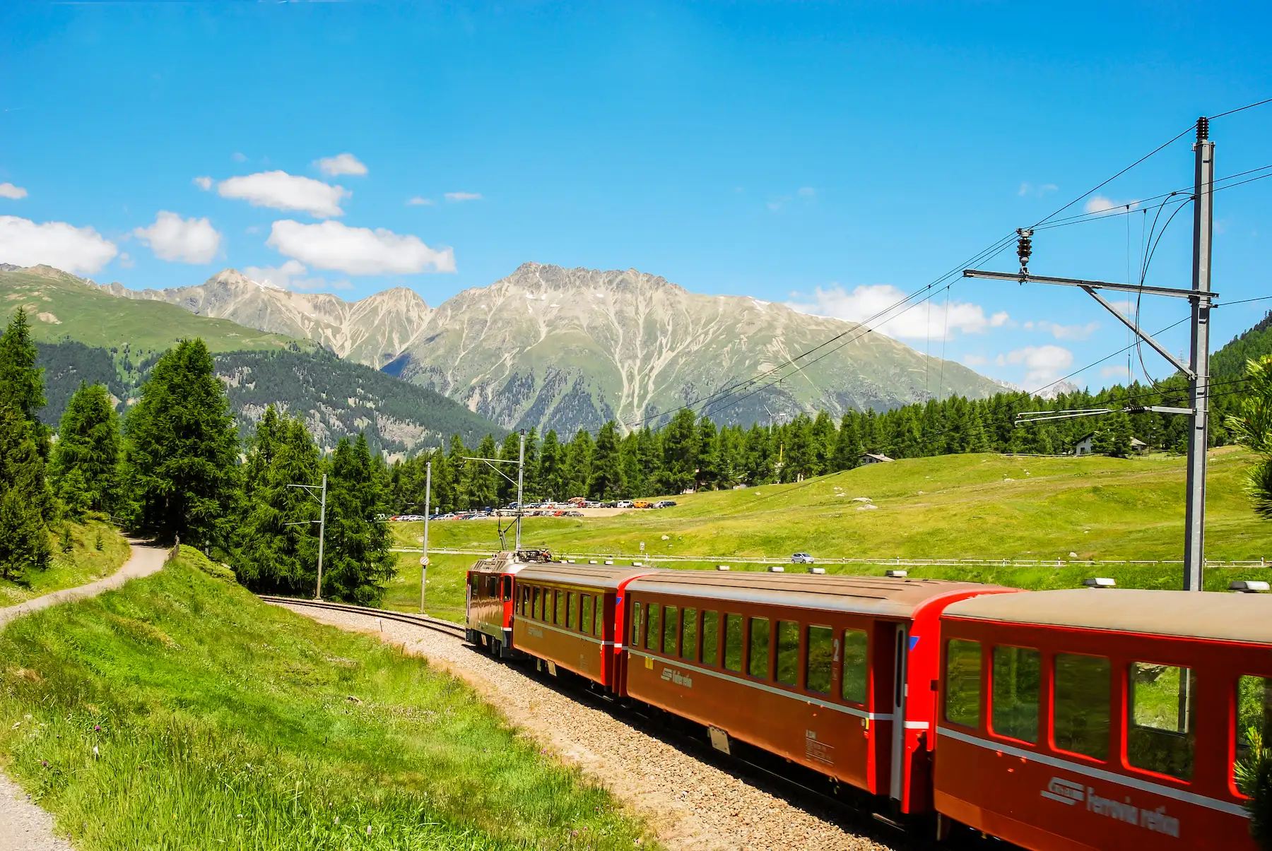 Campocologno: Il Tuo Manuale d'Istruzioni per la Felicità Campocologno: Il Tuo Manuale d'Istruzioni per la Felicità
